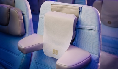 Emirates Rolls Out New Economy Headrest Designed to Replace Neck Pillows